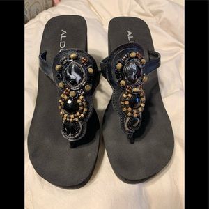 SZ 36 NWOT Aldo Platform Wedge Flip Flop Sandals